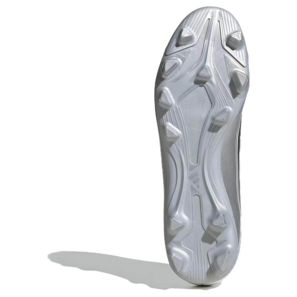 Adidas F50 Club Versatile Comfortable Durable Soccer Shoes Men sneaker White Silver JP7443