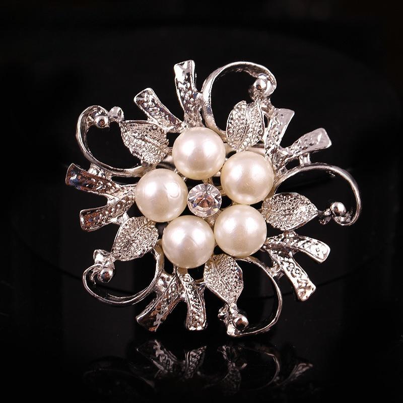 Crystal Pearl 3D Flower Brooch Dual-purpose Ring Design Corsage Pin Long-lasting Color Exquisite Hypoallergenic BFF Gift