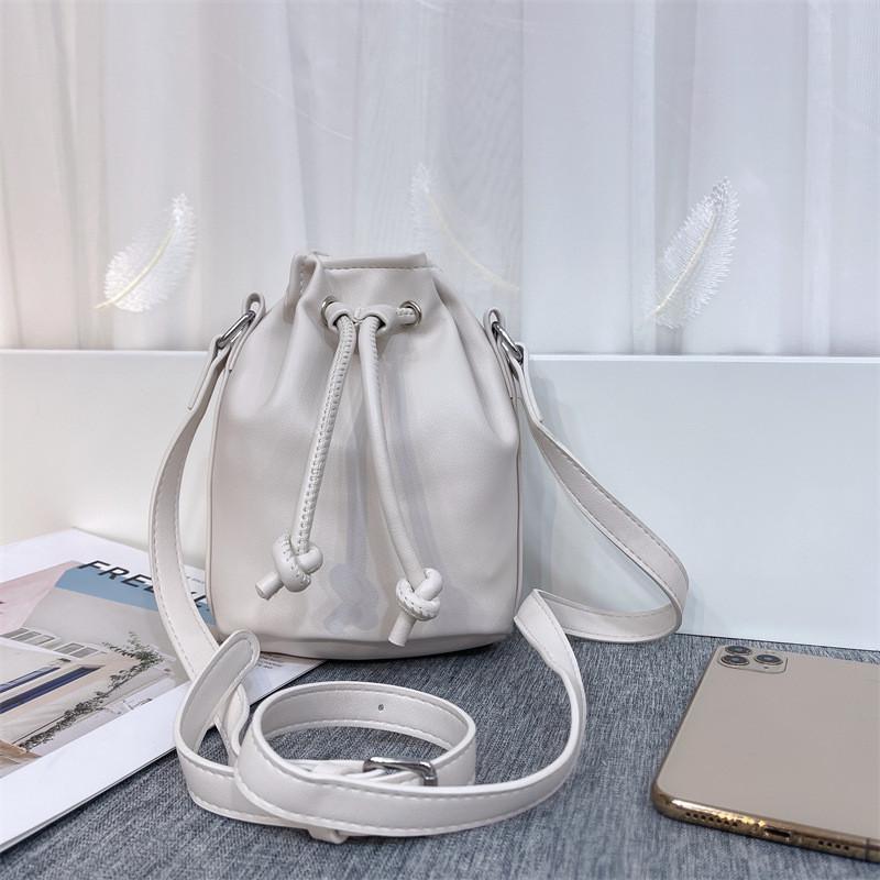 Ielgy Mini Cross-body Adjustable Bucket Bag Retro Trendy Ladies Soft Leather Simple Fashionable One-shoulder Mobile Phone Bag