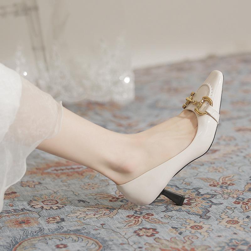 

Осень и зима новая французская ретро коричневая обувь на высоком каблуке однотонная модная женская обувь из микрофибры квадратный носок тонкий каблук не устают ноги одинарная обувь 39 бежевый