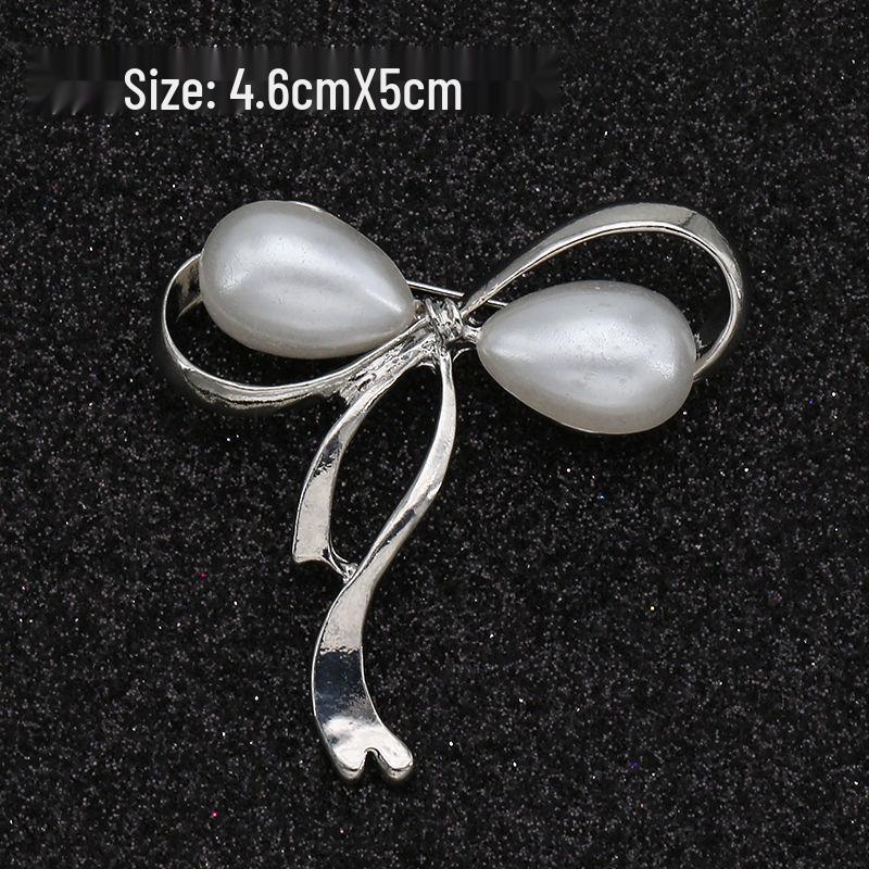 Elegant Pearl Brooch Pin for Clothes and Cardigans - Women's Accessory