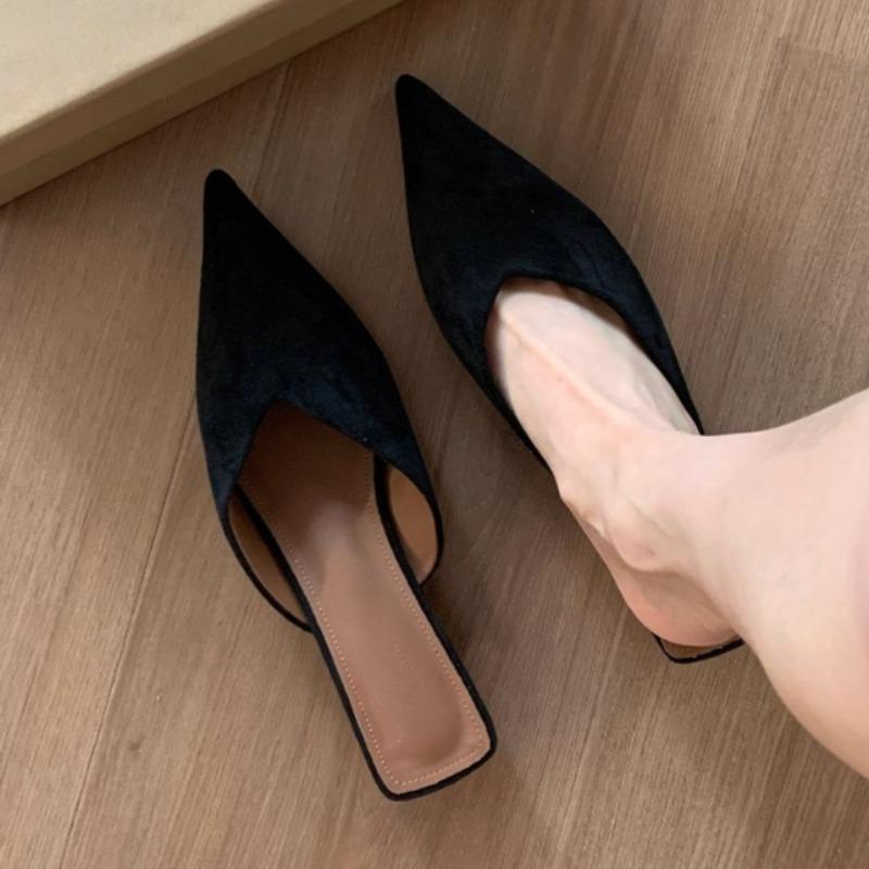 Modne Szpilki Damskie z Ostrym Noskiem Kapcie Jesień 2025 Zamszowe Buty Modowe Projektant Eleganckie Sandały Slingback Nowe Trendy Zapatos Mujer