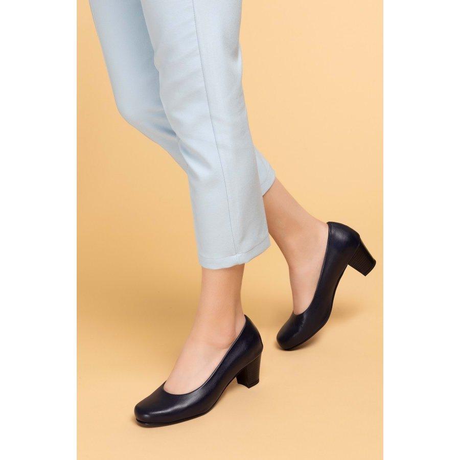 Women's Genuine Leather Block Heel Classic Shoes