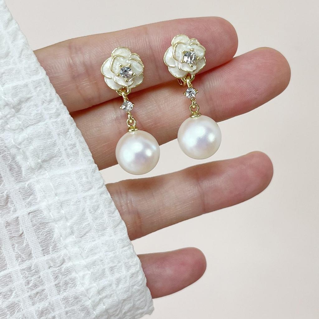 Kamelie Mückenspirale Halter Perlenblume Retro Ohrclips Ohrringe - Kein Piercing erforderlich