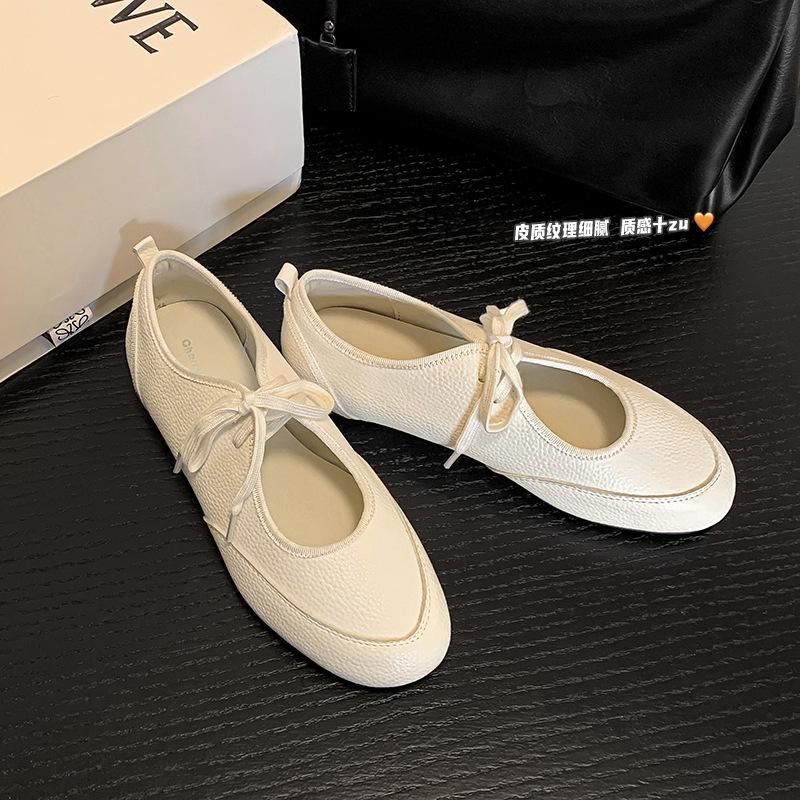 Lin Shan's home~ 34-42 temperament large size lace-up small round head nurse shoes can be worn in all seasons, new loafers