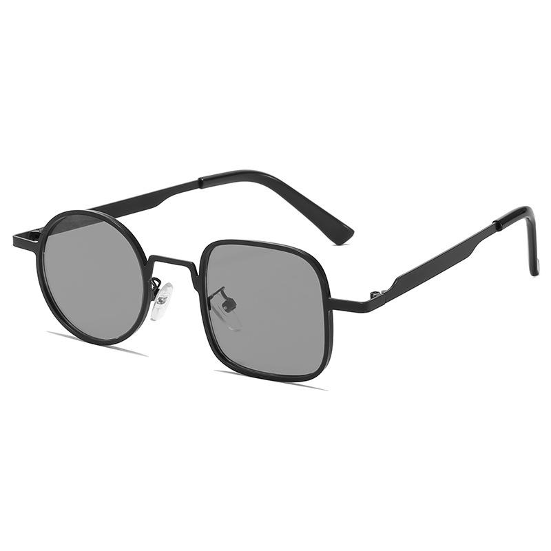 Vintage Metal Frame Square Sunglasses Women Men Round Sun Glasses Female Oval Eyewear Oculos De Sol for Male Female Eyeglasses