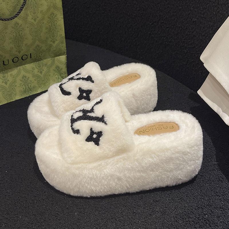 Thick Bottom Heightening Fluffy Slippers Women's Wear 2025 New Autumn and Winter Internet Celebrity Popular Home Fluffy Cotton Slippers