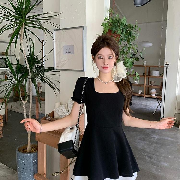 2026 Black Swan Color Block A-line Dress: Hepburn Style Short Sleeve Little Black Dress