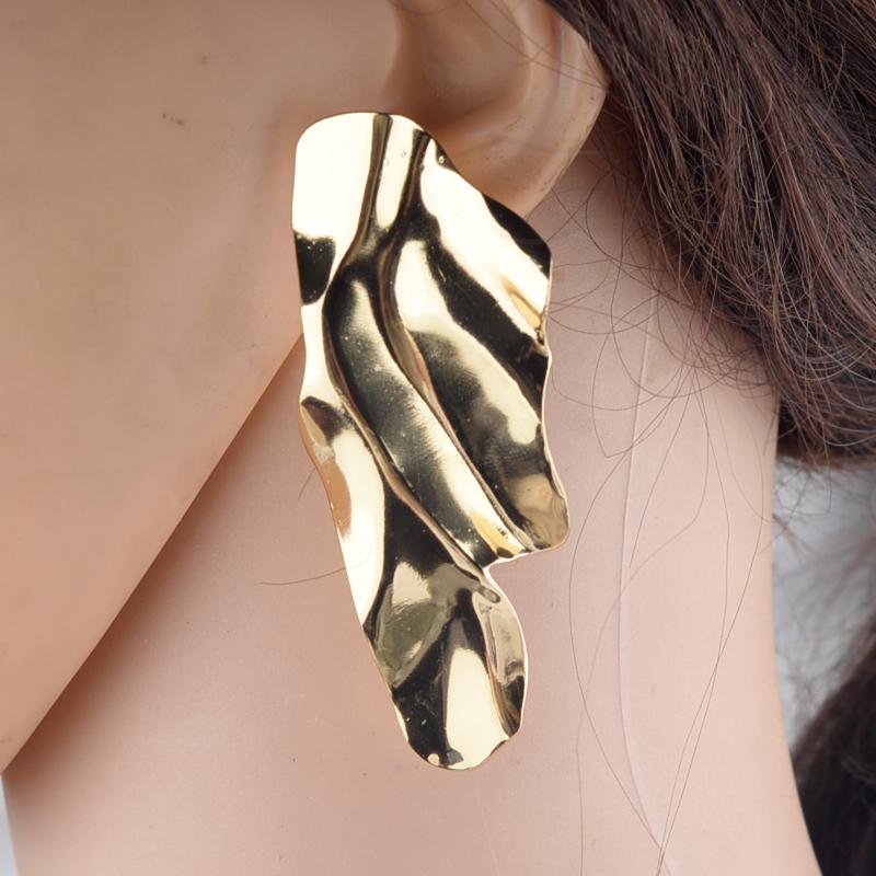 Trendy Big Long Statement Earrings for Women European Exaggerate Irregularity Geometric Metal Drop Earring Party Vintage Jewelry