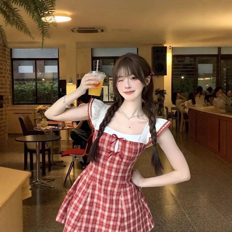 Versatile Short Skirt for Petite Women, New Summer Style, Red Plaid Look, Slimming, Sweet and Elegant Flutter-Sleeve Dress