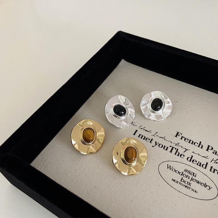 Natural Stone Irregular Metal Stud Earrings for Women: Unique, Versatile, Retro Design.