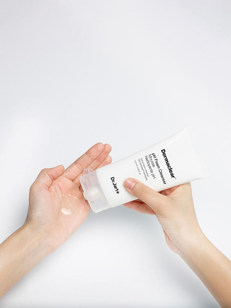 Dr.Jart+ Dermaclear pH Foam Cleanser Gentle Low pH Hydrating Cleanser 120ml x 2
