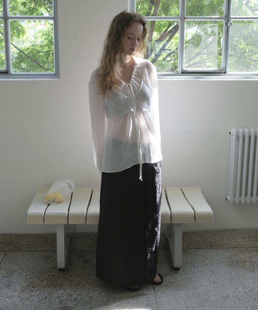 Mosyupamosyu Wrinkle Maxi Low-Rise Slit Skirt [Black]
