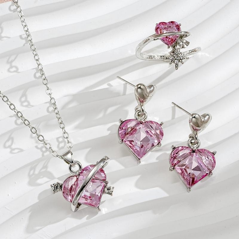 Elegant Bridal Jewelry Set Heart Necklace Drop Earrings Pendant Earrings Heart Rings Party Jewelry Suitable for Wedding