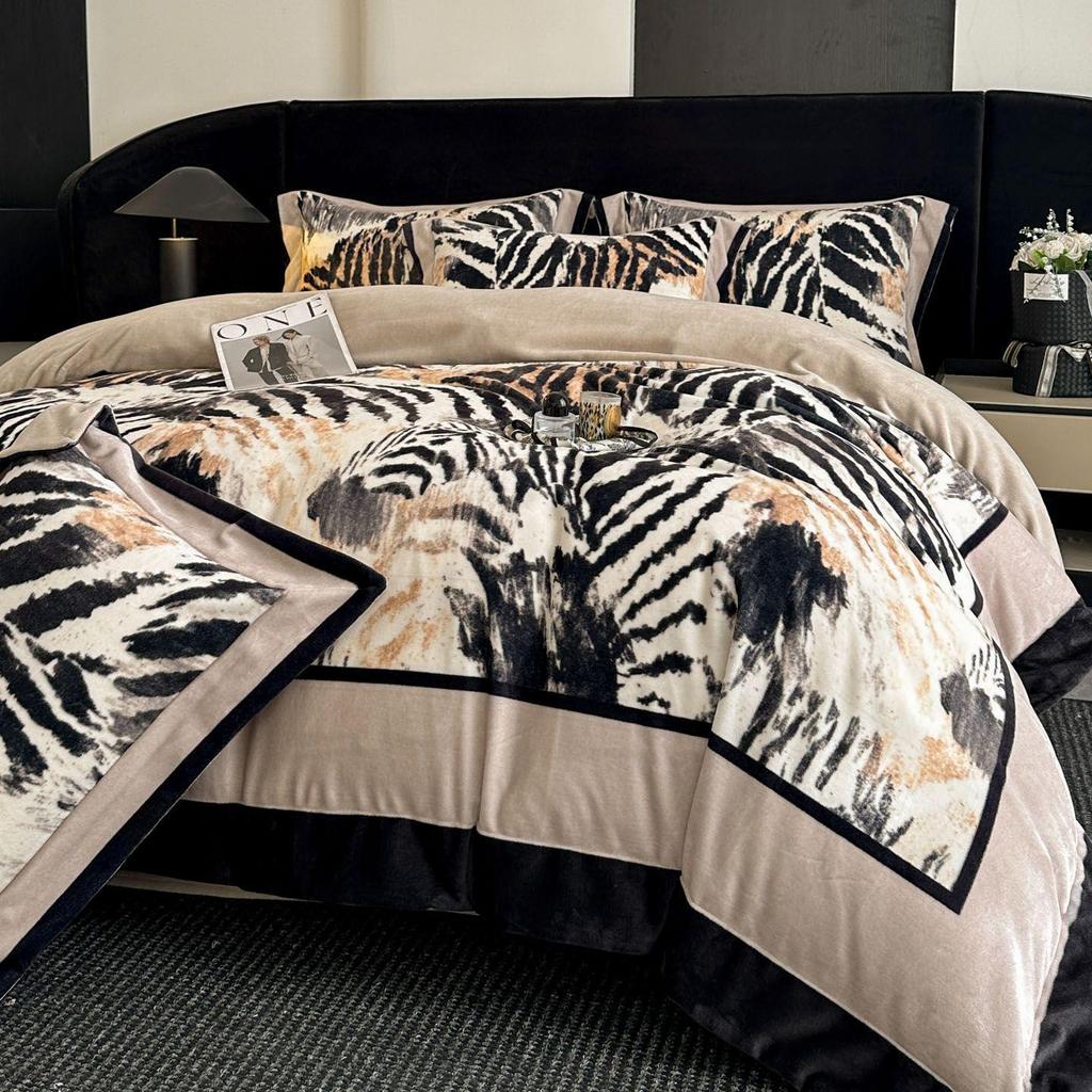 G5Z Französisches Retro Luxus Warmes Koralle Bettwäscheset - 4 Teile (Doppelseitige Bettwäsche & Bettbezug)