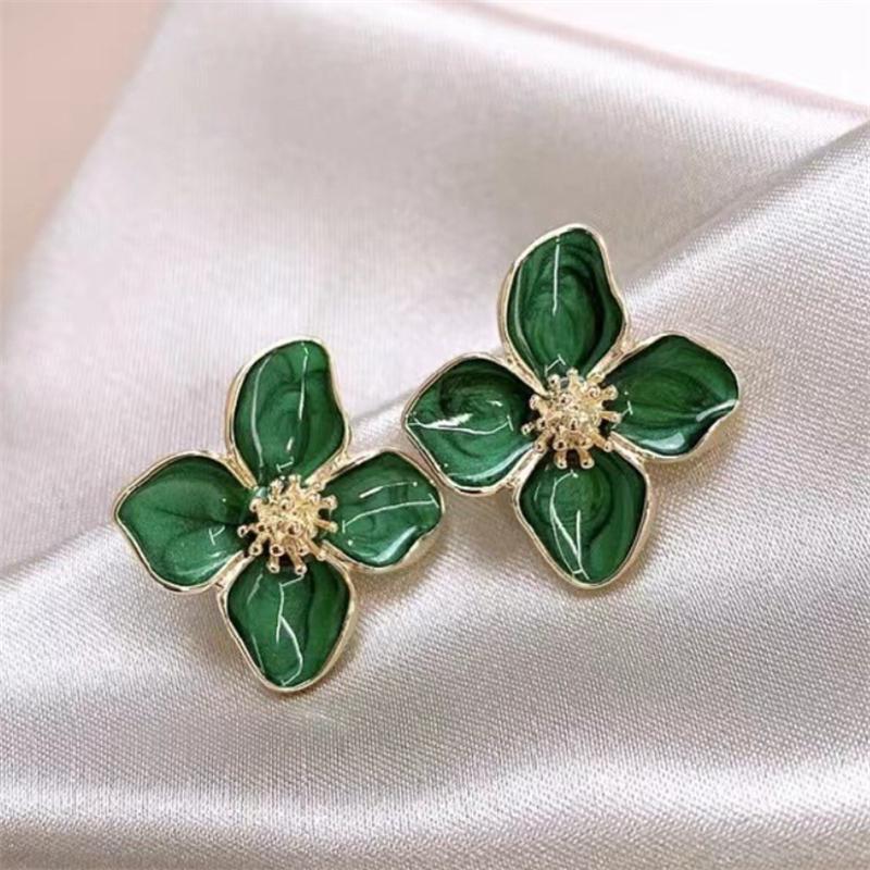 

Новые модные серьги-гвоздики с эмалью, милые элегантные женские серьги с темпераментом зелёный