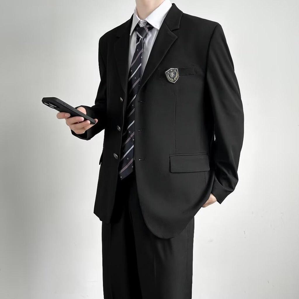 Unisex College Style Single-Breasted Black Jacket with Badge for Spring/Autumn