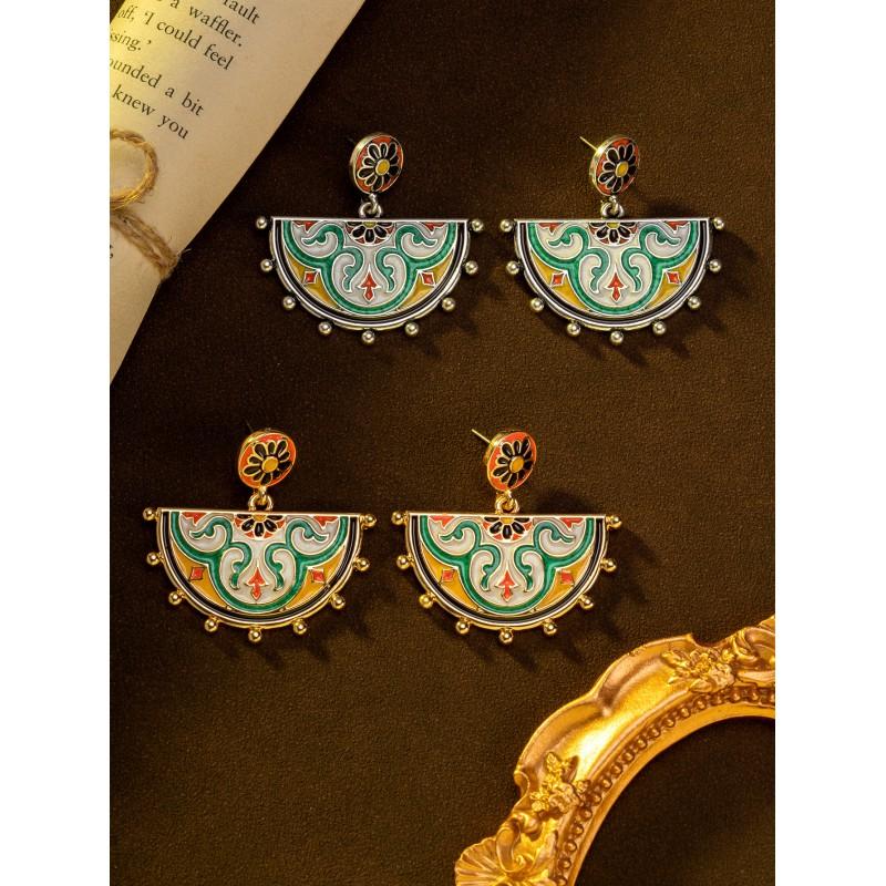 Vintage Enamel Cloud Shoulder Pattern Earrings With Chinese Style Versatile Temperament Oil Dripping Antique