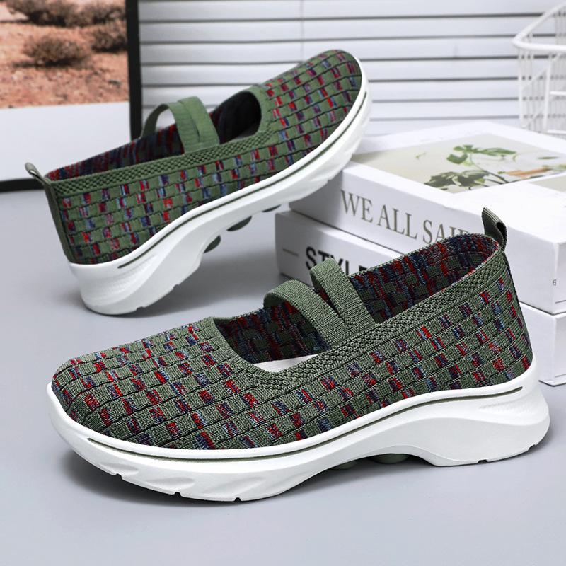 Shoes Women's Versatile Spring New Flying Woven Casual Single Shoes Breathable Soft Sole Comfortable Mother Shoes One Piece 2025