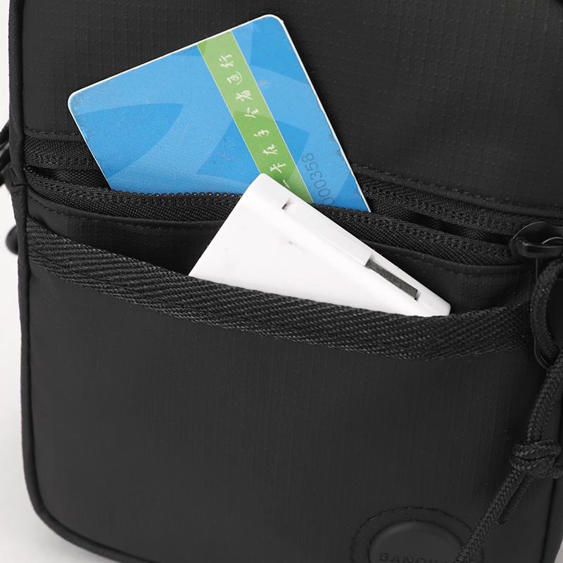 Minimalist Crossbody Bag for Men & Women – Compact Urban Shoulder Bag with Multiple Pockets & Adjustable Strap – Ideal for Daily Use & Travel