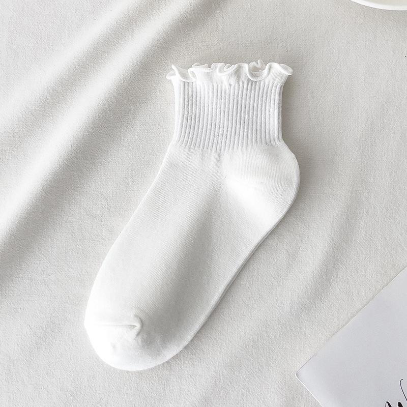 Women's Japanese Style Ruffle Edge Short Socks - Spring/Summer Thin Fashion, Solid Colors, Versatile for Pairing with Small Leather Shoes.