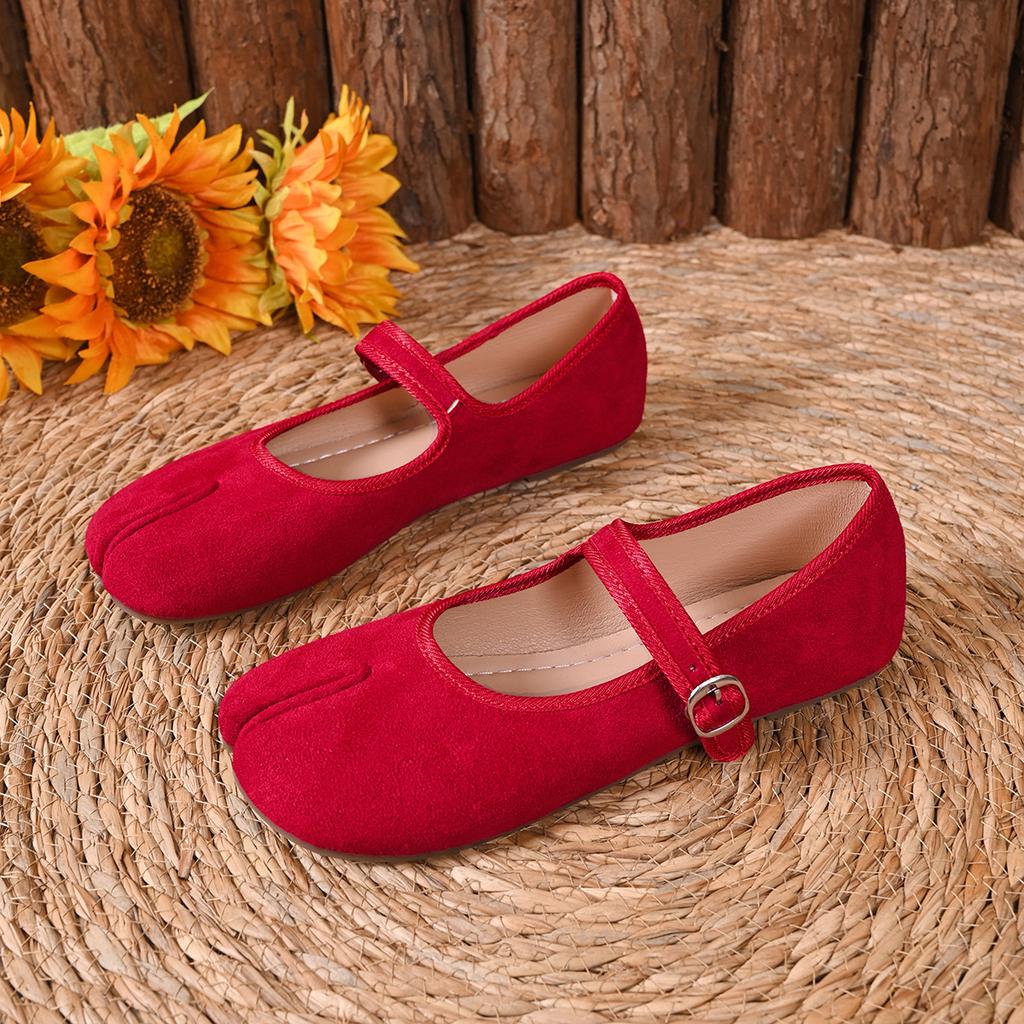 Japanese Style Tabi Ninja Shoes Women Retro Suede Flats Split Hoof Toe Boat Shoes Femme Mary Jeans Mocasines Ballet Flats Shoe