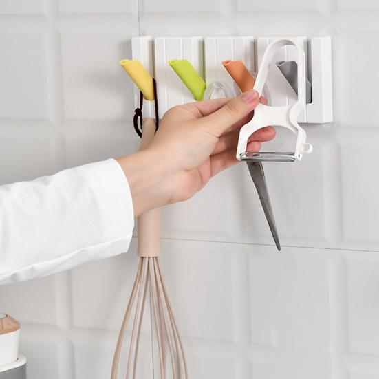Piano Keys Wall Hooks Wall Mounted Organzier with 4 Hooks Adhesive Piano Design Entryway Hooks for Keys Hats Umbrellas Clothes Bathroom Kitchen