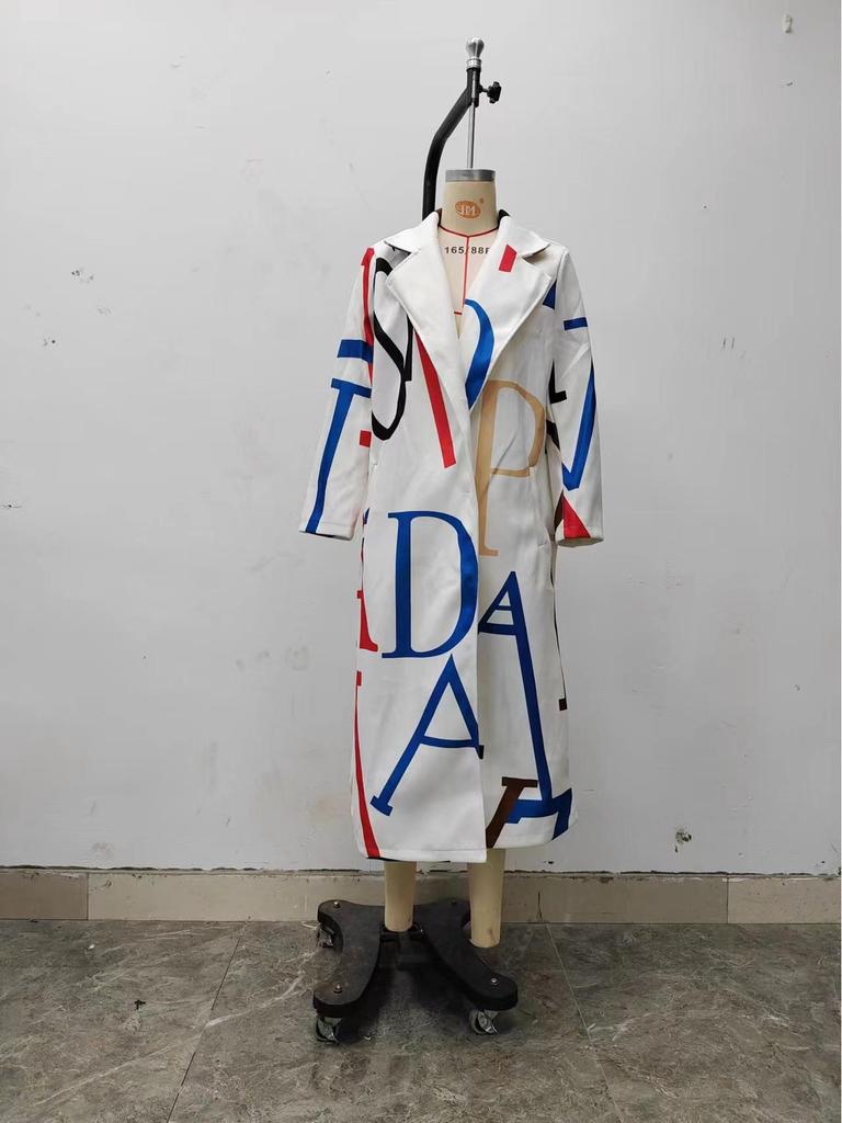 Dámský evropský a americký podzimní vlněný kabát s dlouhým rukávem a klopami s potiskem