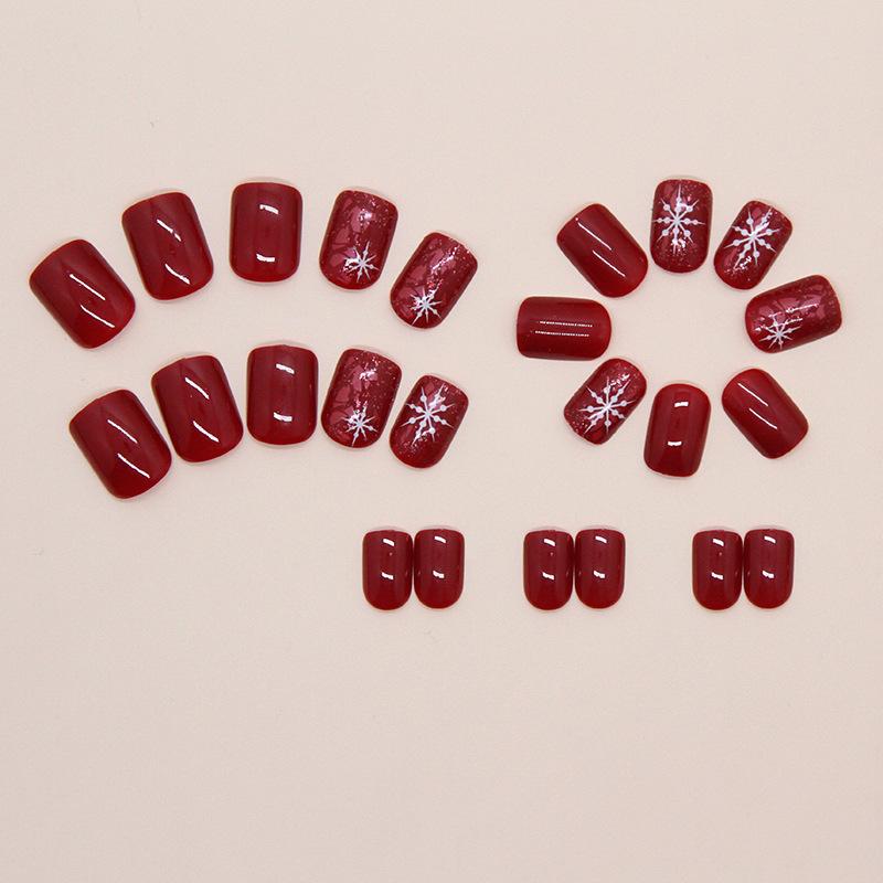 Christmas atmosphere Ankara red fragments sparkling snowflakes, versatile ins style manicure 24 pieces