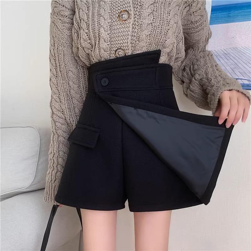 Spring 2024 Women's High-Waist Slim A-Line Skirt-Shorts: Korean Style, Irregular Design