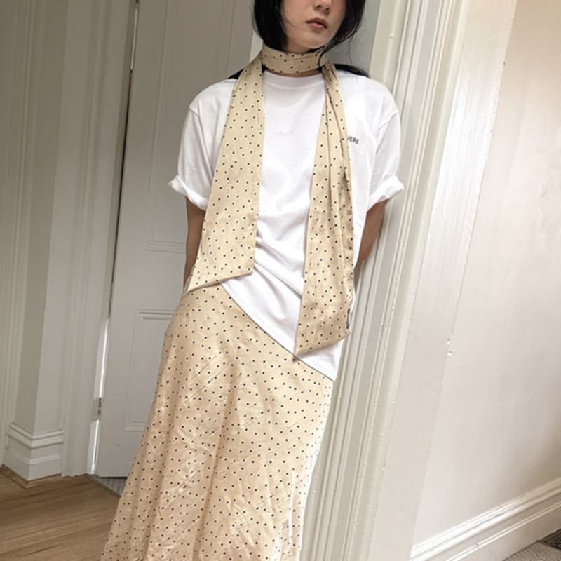 PONYTAIL Soir Wrinkle Polka Dot Scarf (Latte)