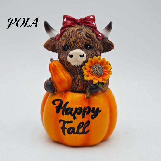 Desktop Pumpkin Sculpture Highland Cow Ornament, Resin Figurine Decorations, Creative Halloween Home Decoration Table Centerpiece for Autumn