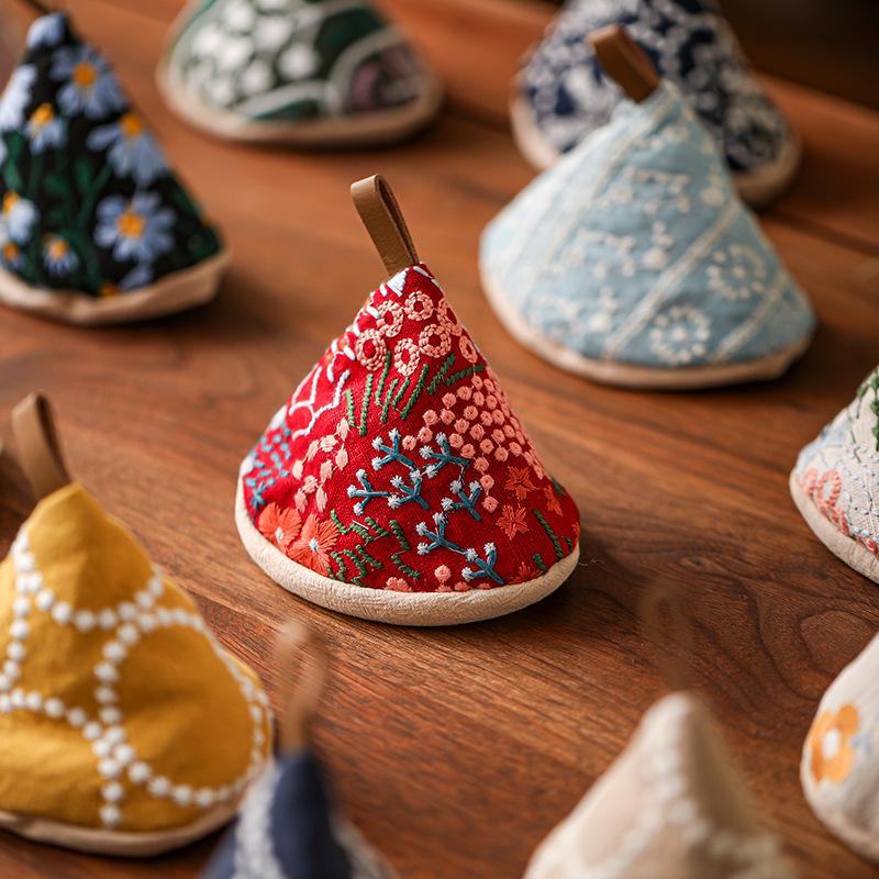 Japanese-style Triangle Pot Cap Enamel Pot Handle Cap Anti-scalding Pot Cap Pot Jacket Fabric Heat Insulation Gloves