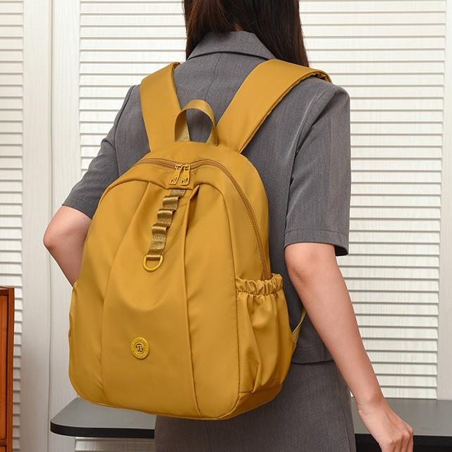 Schoolbag European and American style women's backpack 1011 new large capacity nylon backpack leisure travel portable backpack