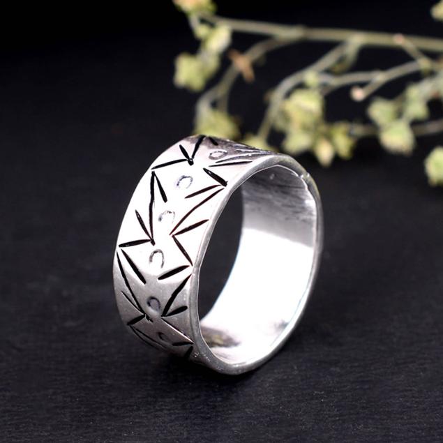 Handcrafted Silver Arthritis Ring – Adjustable Splint for Finger & Thumb, Support Jewelry for Daily Wear