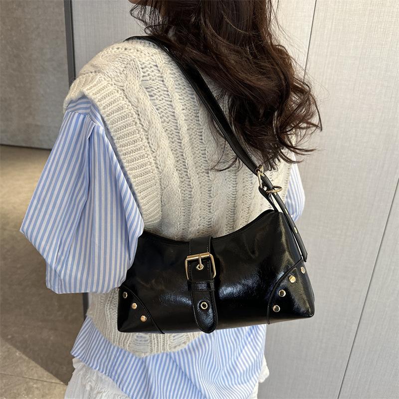 New Designer Buckle Armpit Bag Vintage Y2k Rivet Shoulder Bag Gothic Pu Leather Spicy Girl Hobo Handbag For Women