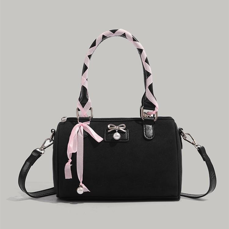 

2025 New Fashion High-End Handbag Niche Girly Heart Bow Boston Commuter One Shoulder Crossbody Bag чёрный