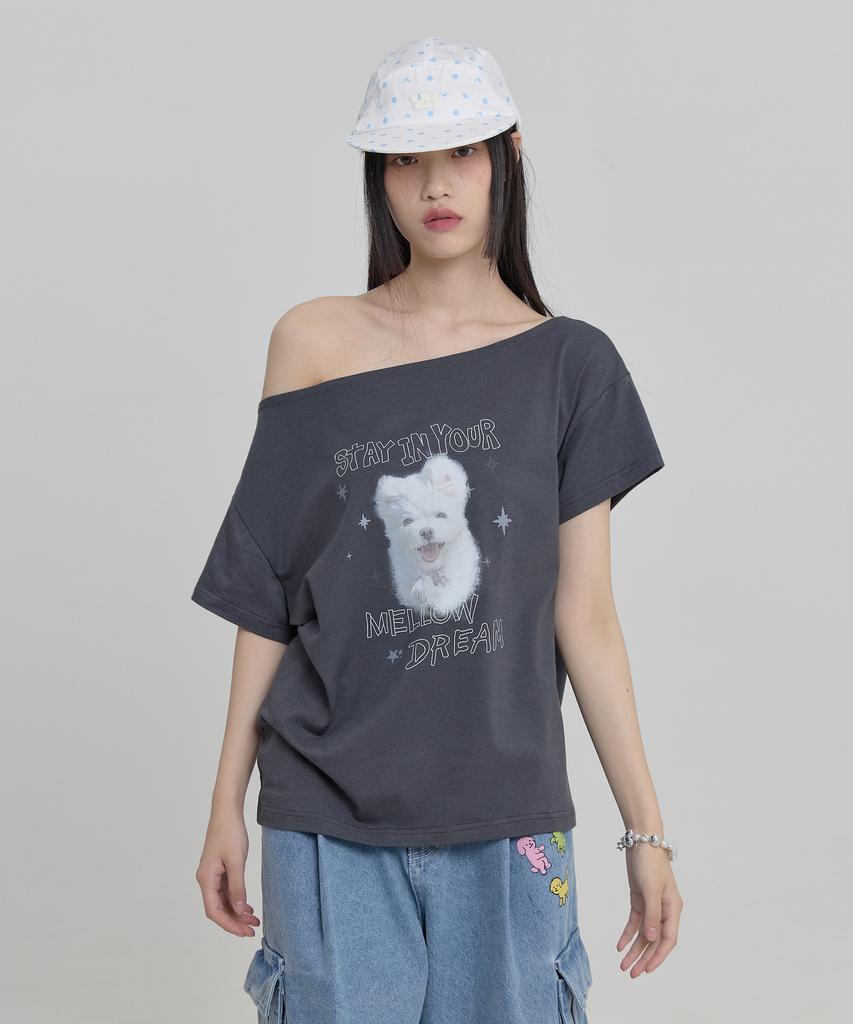 WAIKEI Mellow Dream Cloud Off-Shoulder Short-Sleeve T-Shirt Charcoal