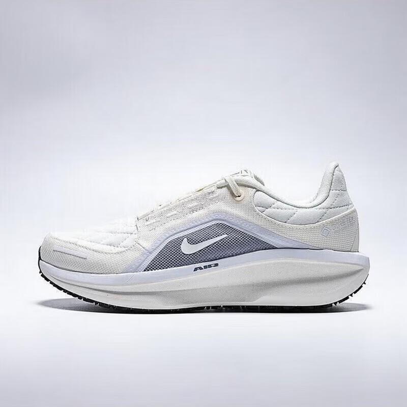 Nike Women s W Air Winflo 11 GTX Running Shoes 38