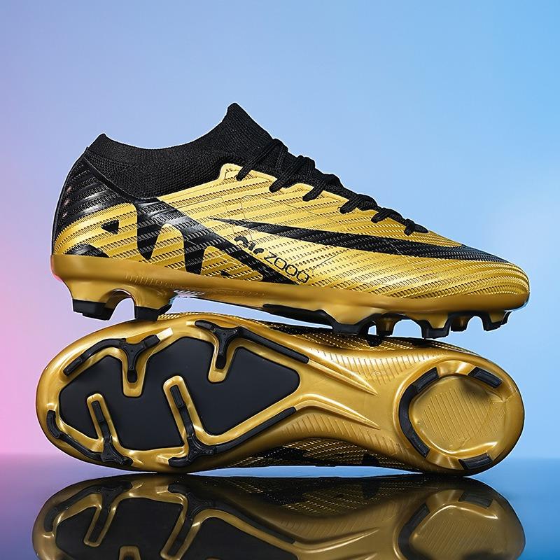 Large quantity talks about the new high-top football shoes, long nails, football shoes, broken nails, training shoes, football falcon men's models