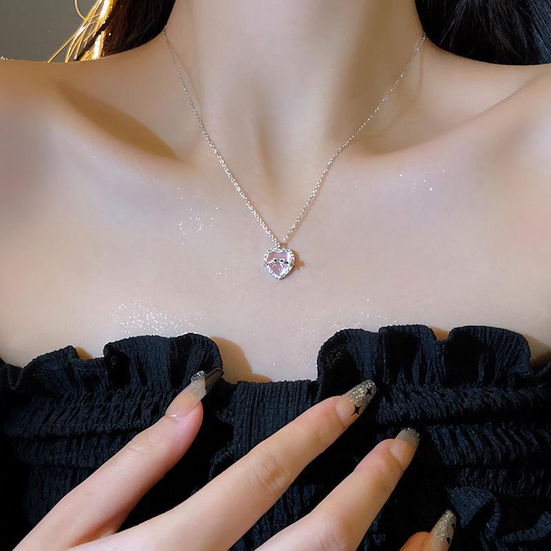 Elegant Pearl & Zircon Clavicle Necklace – Versatile, Sweet, and Fresh