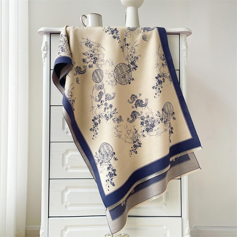 400g Retro Ethnic Bluebird Scarf: Women's Winter Warm Neck Warmer, High-End Imitation Cashmere Shawl.