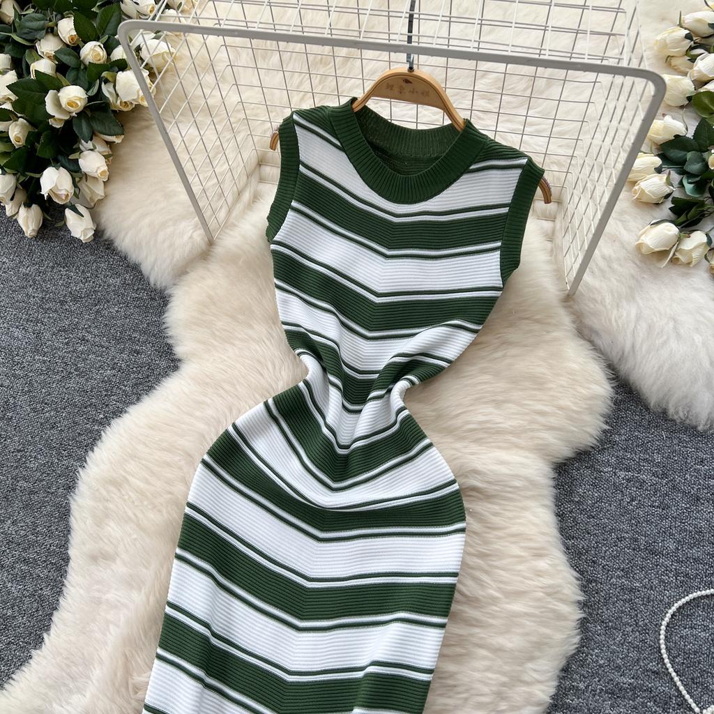Letní dámské bez rukávů pruhované pletené střapcové slim bodycon pouzdrové svetrové šaty