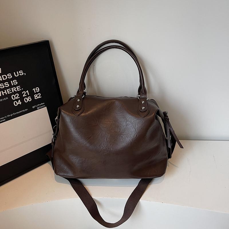 Vintage Large Capacity Bag Commuter Crossbody Bag Women's Shoulder Hand Tote Bag Short Distance Luggage Bag