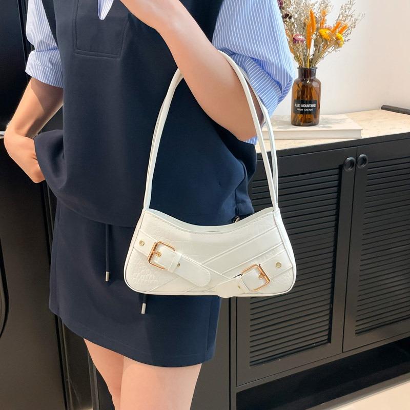 Fashion Bag Women's Bag New Locomotive Wind Sweet Cool Hot Girl Wind Hand Bag Niche Design Single Shoulder Dumpling Bag