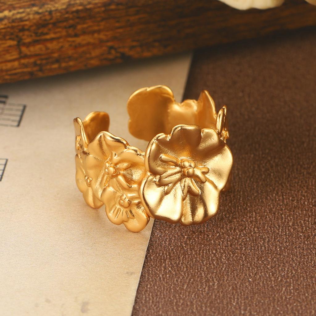 Vintage Flower Butterfly Openwork Texture Ring Premium Design Sense Ring Simple Ins Fashion Versatile Split Ring