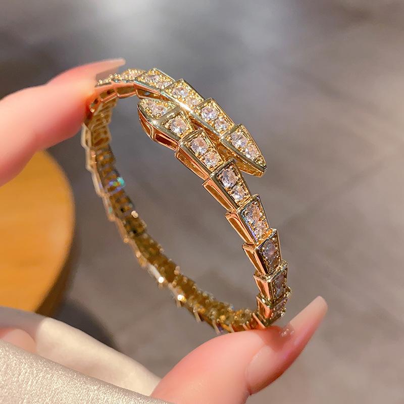 2026 Толстый Золотой Пружинный Полностью Алмазный Браслет-Змея Женский Розовое Золото Открытое Украшение Браслет-Змеиная Кость Resizable		 золотой