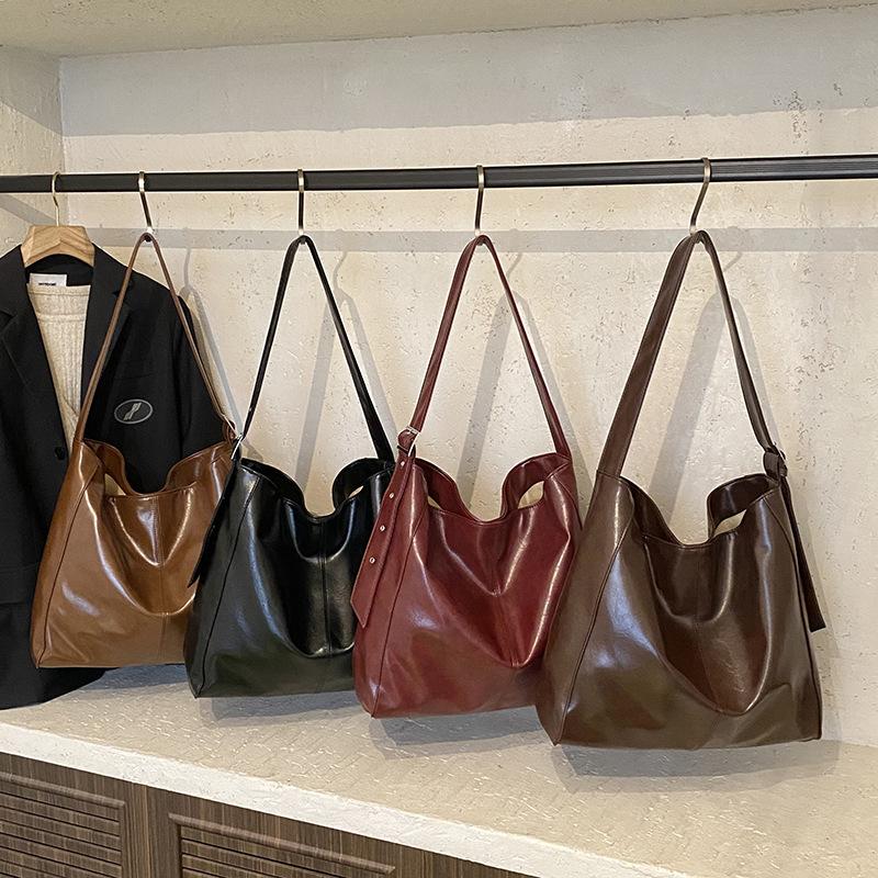 Single-shoulder Women's Crossbody Bag, Simple and Fashionable Commuter Tote Bag, Large-capacity Underarm Bag