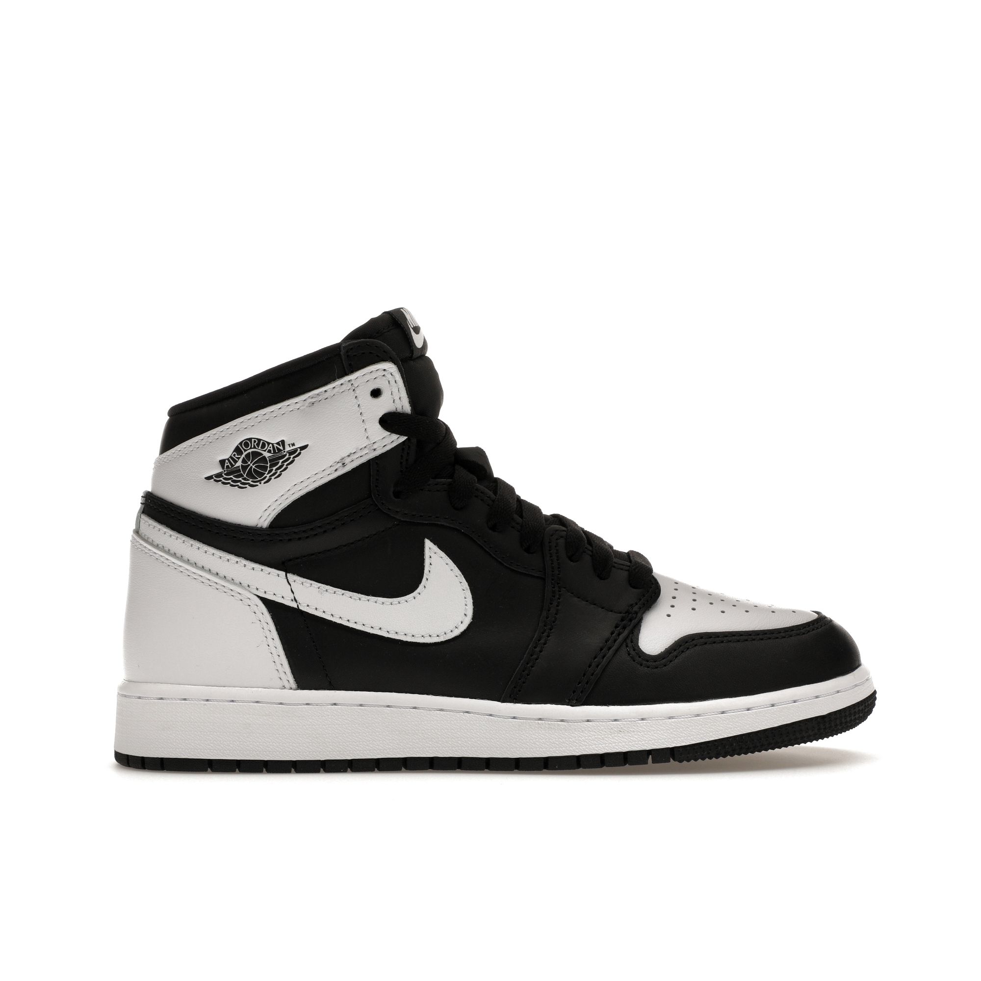 

Air Jordan 1 Retro High OG GS Reverse Panda FD1437-010 37.5