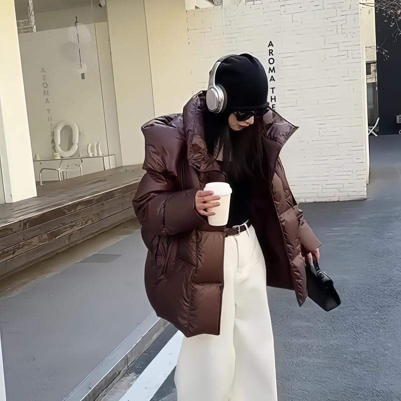 2024 Korean version of puff down jacket women's tide loose version fashionable foreign style small white duck down hooded warm jacket